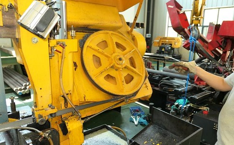 云城金属带锯床的日常使用和保养注意事项！